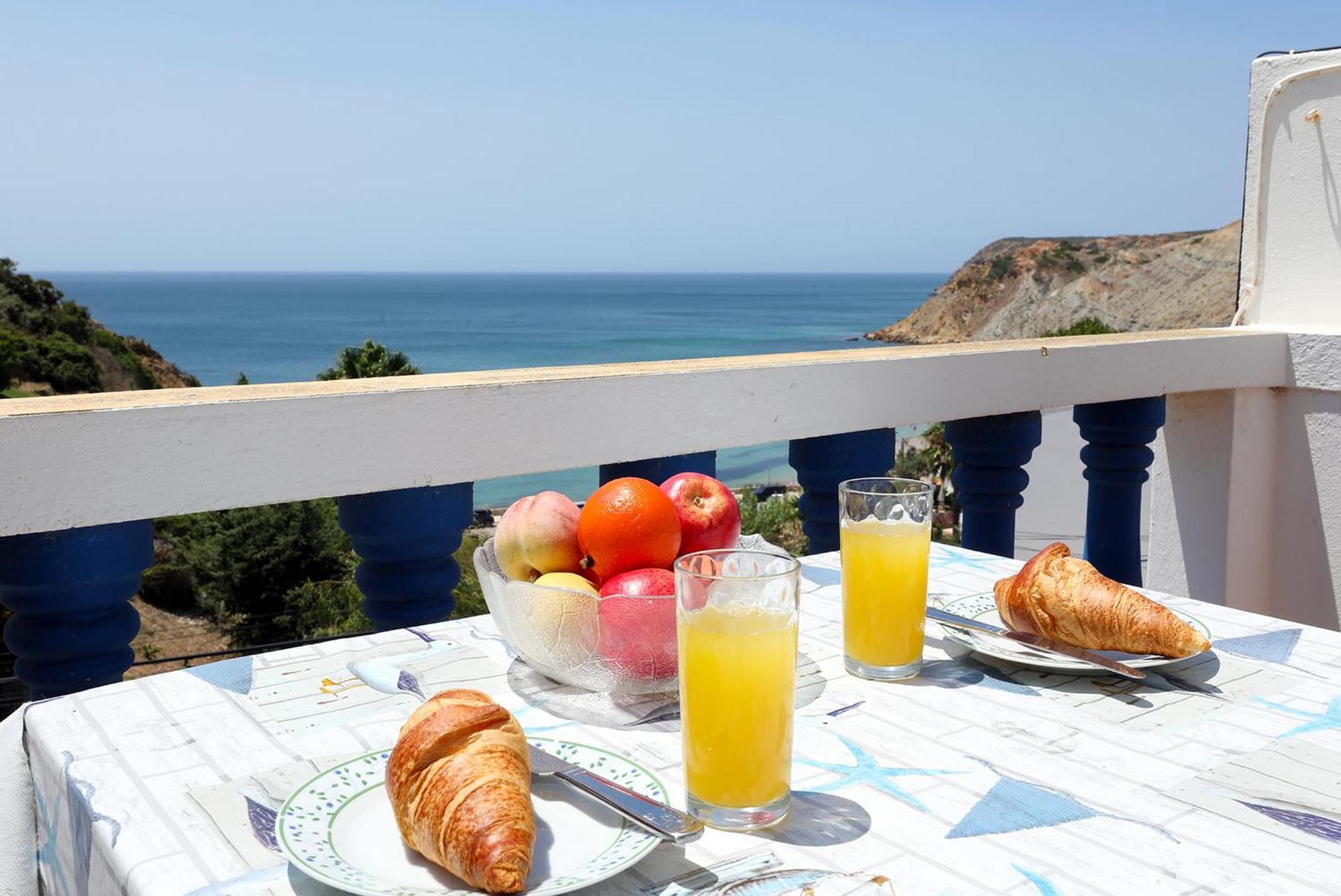 Akisol Apartments In Burgau Budens Exterior photo